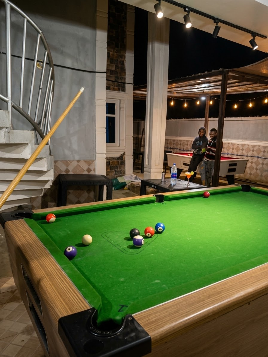 Trendy Royal room