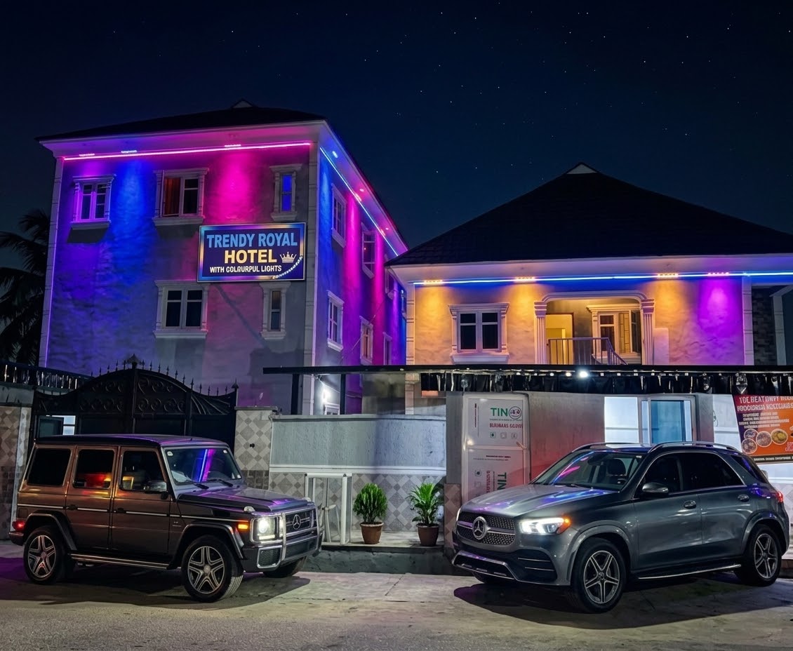 Trendy Royal Hotel & Lounge
